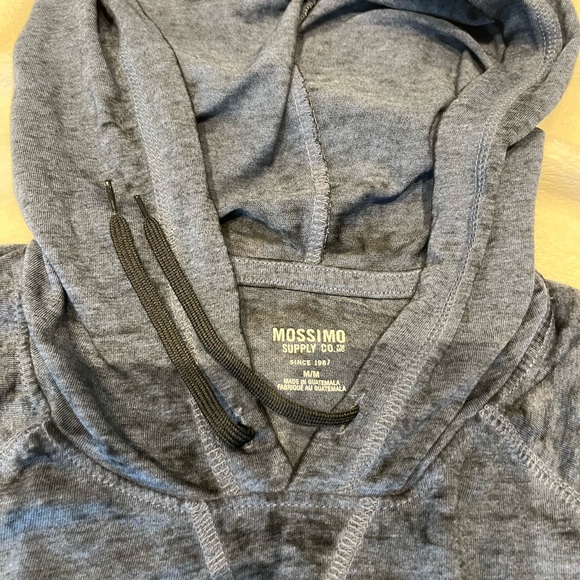 Mossimo long sleeve hoodie shirt - Picture 3 of 3